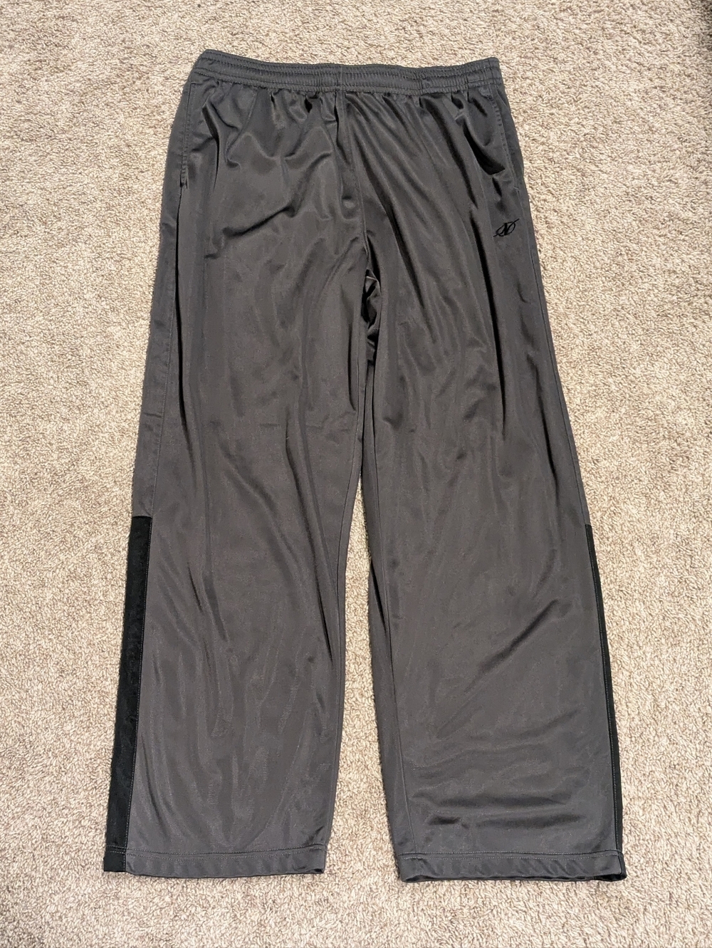NordicTrack Men’s Track Pants Charcoal Grey Black Stripe Athletic Gym Size XL